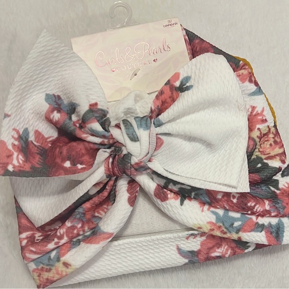 Knotted Baby Girl Turbans - Picture 1 of 3